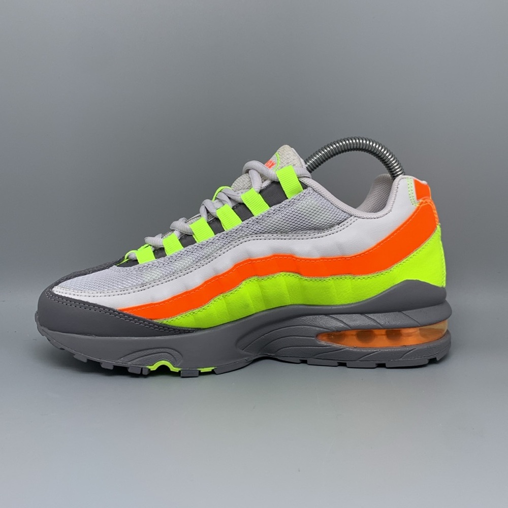 Nike‎ Airmax 95 GS Vast Grey Volt Running Shoes Men’s Sz 6Y Women’s Sz 7.5 - Picture 6 of 10